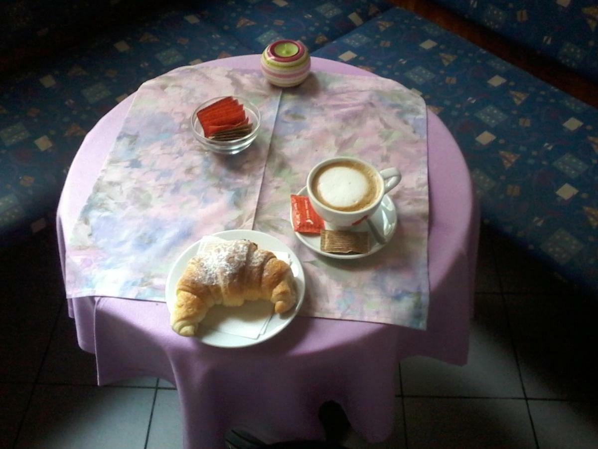 אילירסקה ביסטריצה Guest House Roze מראה חיצוני תמונה
